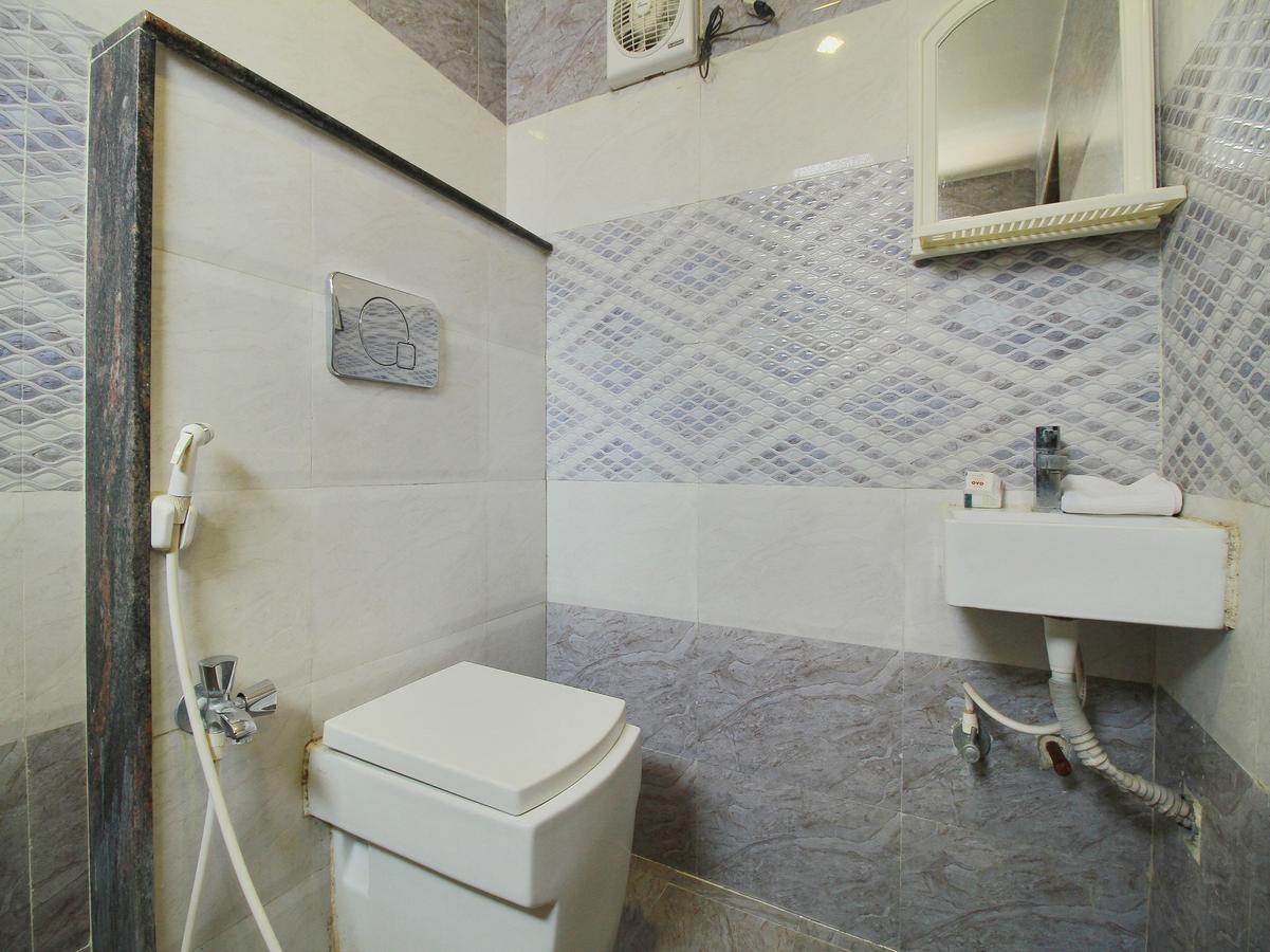 Oyo 11489 Pkn Classic Regency Madurai Exterior foto
