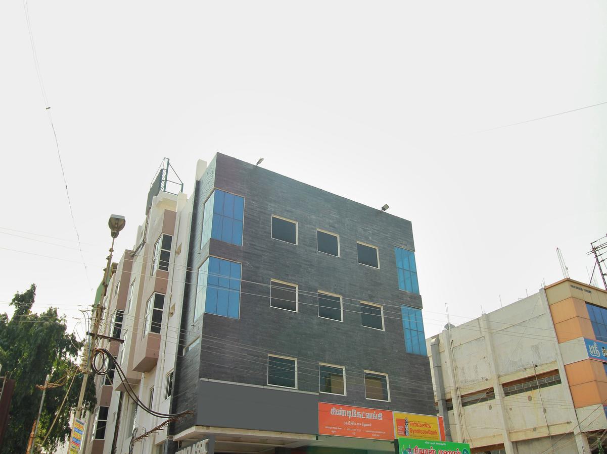 Oyo 11489 Pkn Classic Regency Madurai Exterior foto
